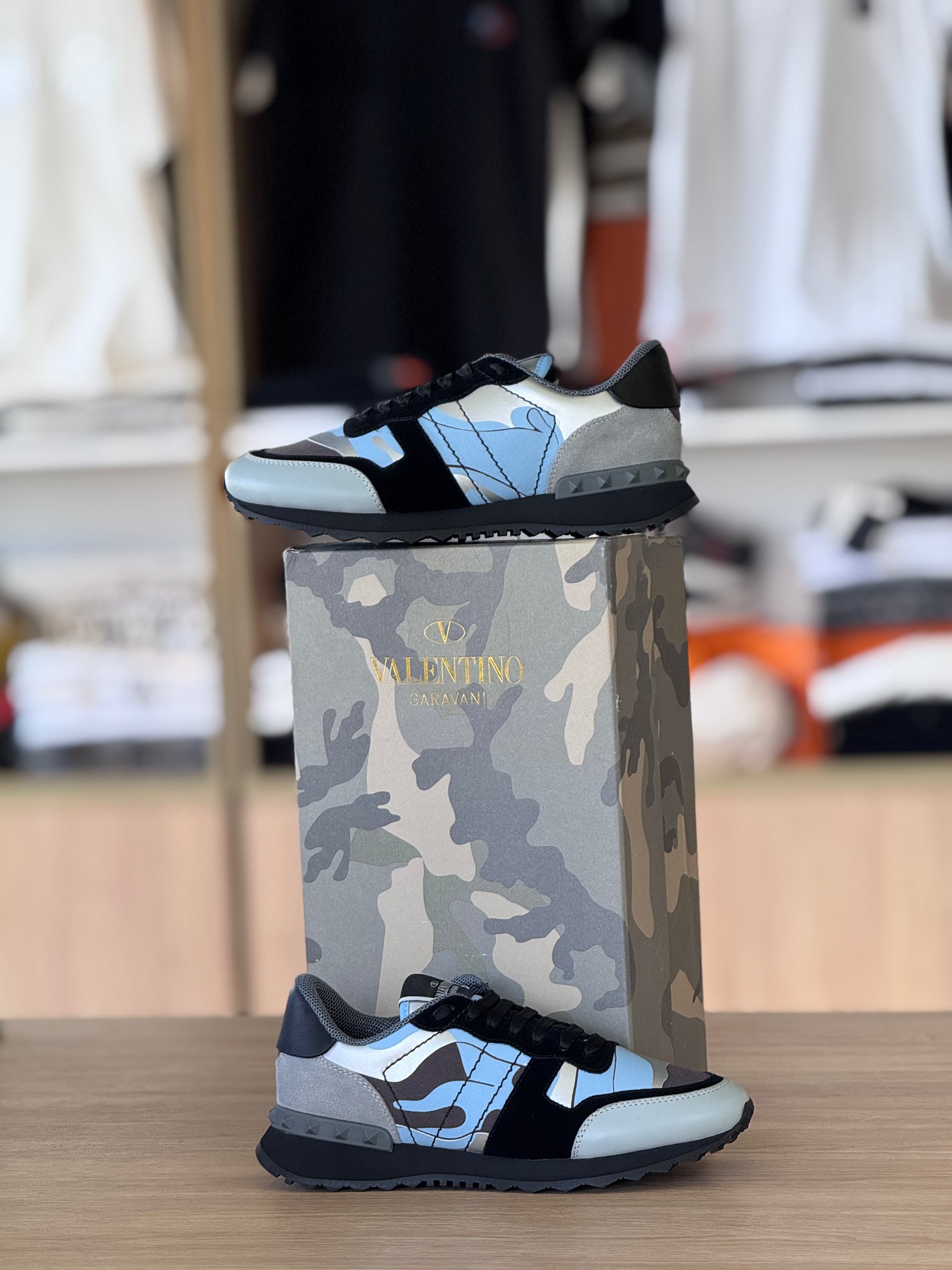VALENTINO