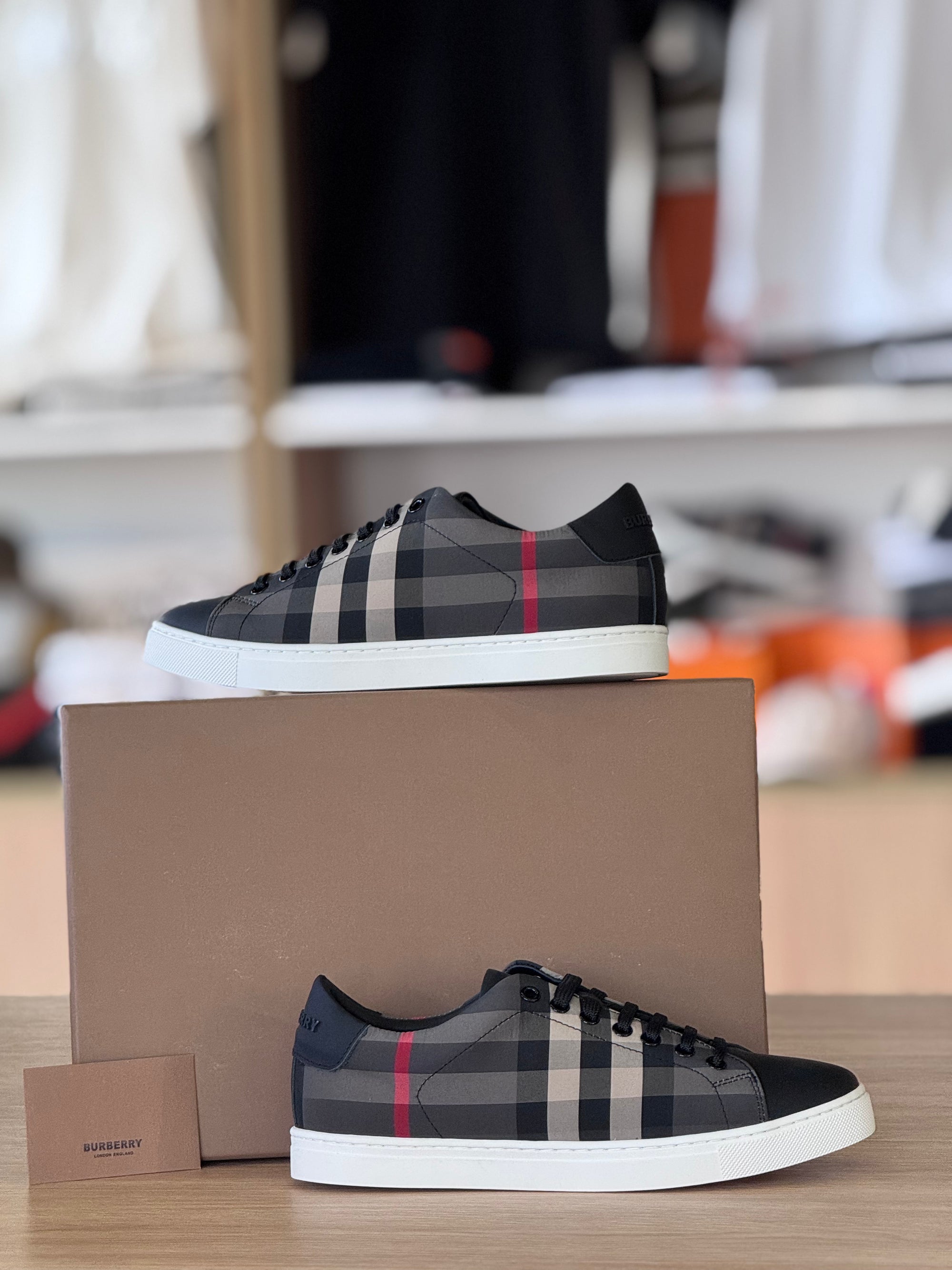 BURBERRY