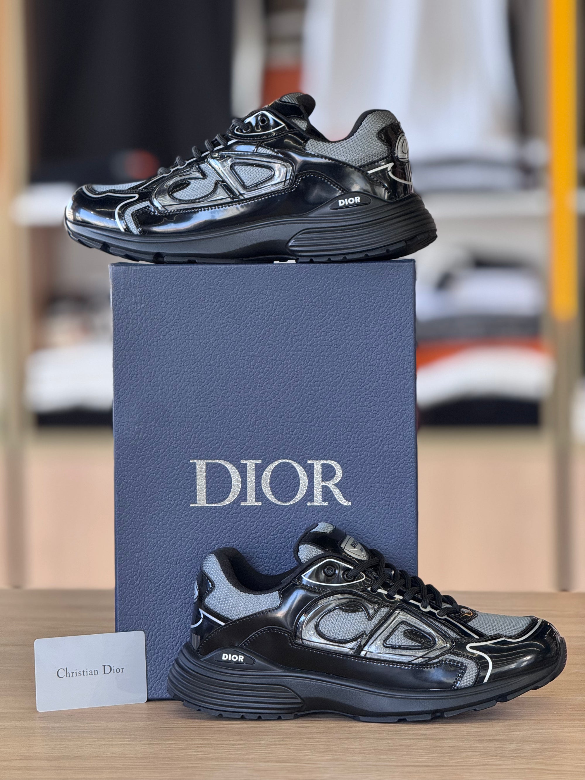 Dior B30